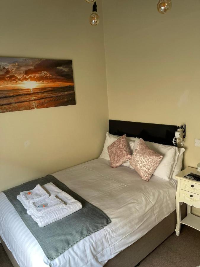 The Lady Elizabeth Hotel Sudbury  Luaran gambar